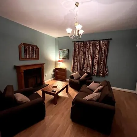 Cosy 2 Bed In Historic Locale Appartamento *